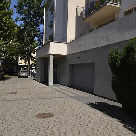 Bursztynowy Z Garazem -centrum Gliwic Apartment Gliwice